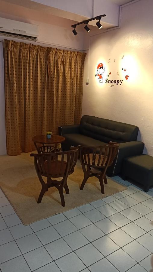 Snoopy Homestay Two Bedroom Batu Pahat Luaran gambar