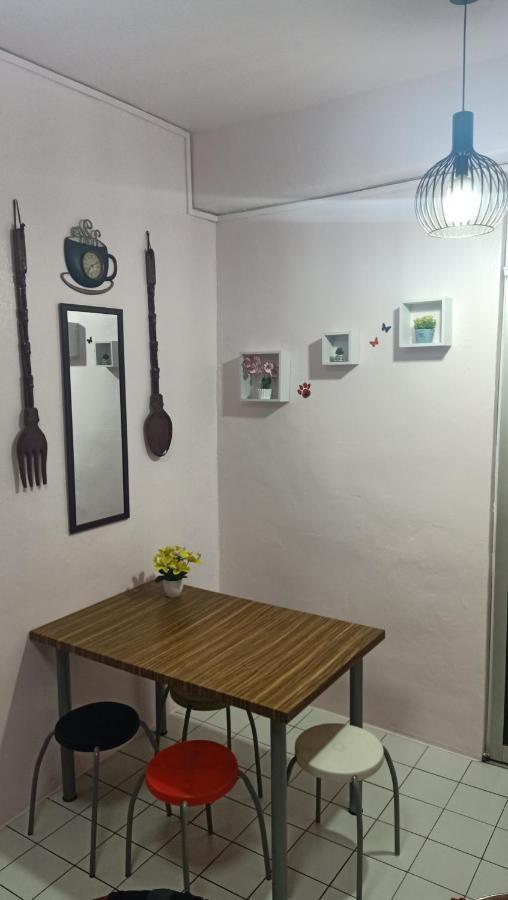 Snoopy Homestay Two Bedroom Batu Pahat Luaran gambar