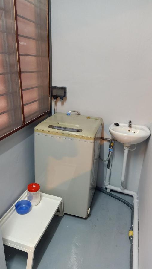 Snoopy Homestay Two Bedroom Batu Pahat Luaran gambar